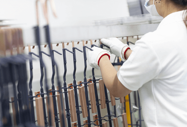 Mounting on plating jigs